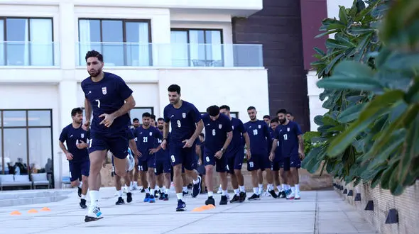 حال و هوای ورزشگاه المپیک کیش قبل از دیدار تیم ملی با بورکینافاسو + فیلم