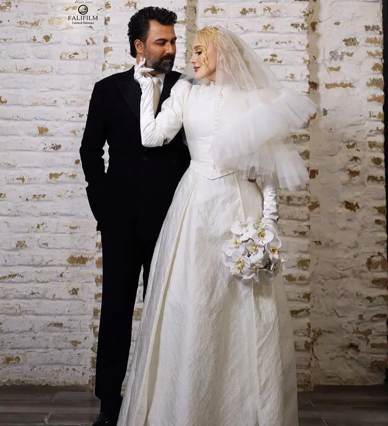 نگاهی به لباس عروس آرام جعفری / خانم بازیگر با لباس عروس اروپایی به سبک کلاسیک درخشید + عکس