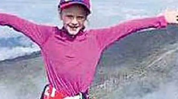 دختر 7 ساله کوچکترین فاتح کلیمانجارو + عکس