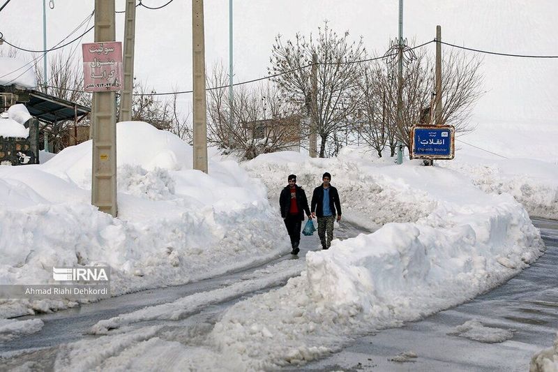 بارش سنگین برف در چلگرد + عکس های باورنکردنی از برف بیش از دو متر 
