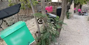 این محله تهران به تصرف پیکهای موتوری ها در آمده است / خانه ها اکثرا فاقد ایمنی است + فیلم