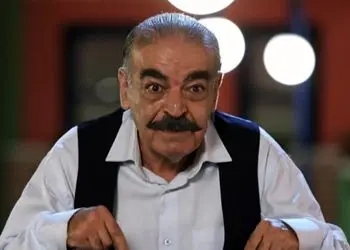 فیلم/ سکانس خنده دار رفتار حمید لولایی، بازیگر سریال زیر آسمان شهر با بچه فامیل/ فقط مرجانه گلچین...