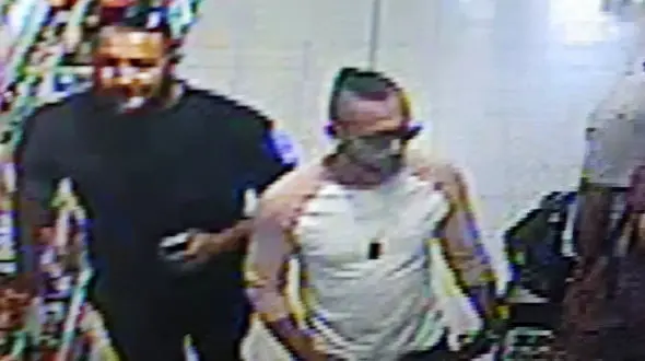 اسیدپاشی پدر بی رحم روی پسر 5 ساله اش + عکس