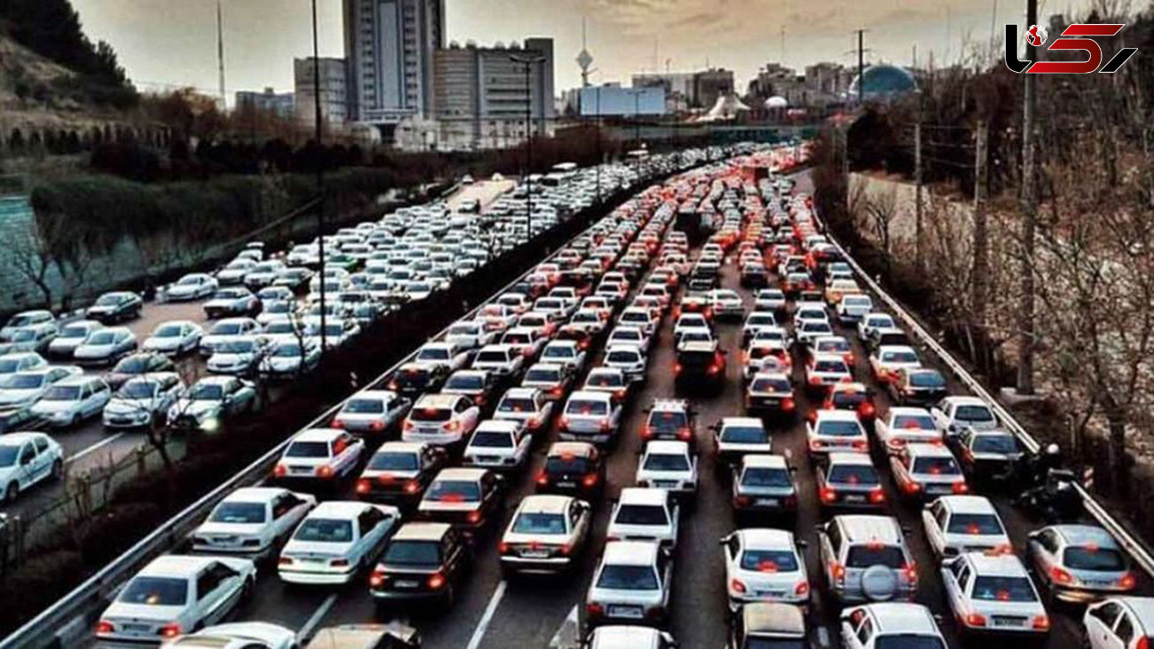نقض فنی تریلی کشنده در شرق تهران باعث ترافیک
