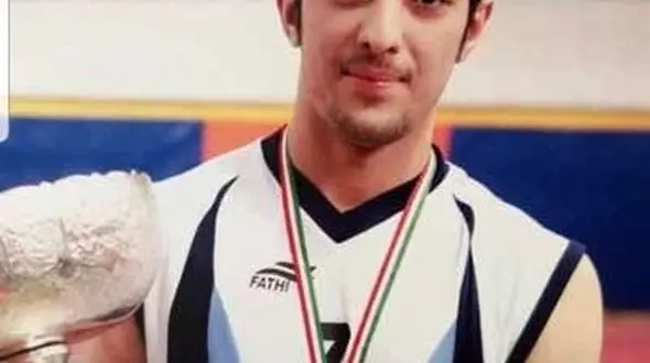 بازیگر معروف در تشییع جنازه آرمان عبدالعالی 