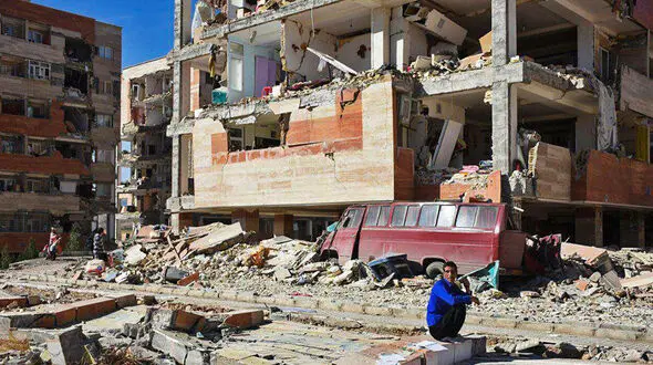 افزایش آمار تلفات زلزله در کرمانشاه به 413 تن 