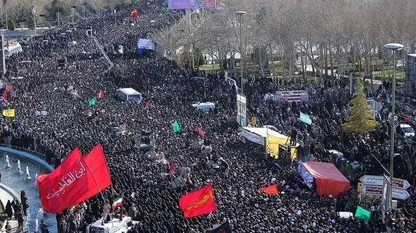 تصاویر دردناک از تشییع پیکر شهدای حادثه تروریستی زاهدان+ تصاویر
