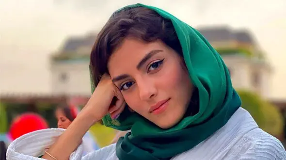 مانتوی مزونی و لاکچری پردیس پور عابدینی / شیک پوش ترین شد!