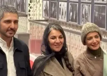 فیلم / تیپ و استایل بازیگران در اکران مردمی آنسوی حصارهای لاله زار / از تیپ مونوکرم ستاره اسکندری تا کاپشن خلبانی و کلاه بافت الهام کردا  و ...