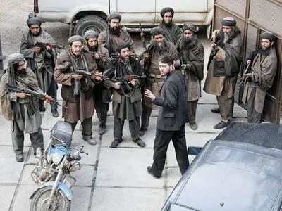 روز 17 مرداد فقط یک خبرنگار شهید نشد 9 نفر در کنسولگری ایران تیرباران شدند/ تنها بازمانده: هشدار دادم، اما گفتند بمانید/ بعد از حادثه حتی یک درجه و مدال به من ندادند