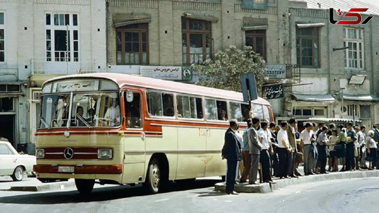 ببینید / ایستگاه اتوبوس میدان توپخانه در 77 سال پیش 