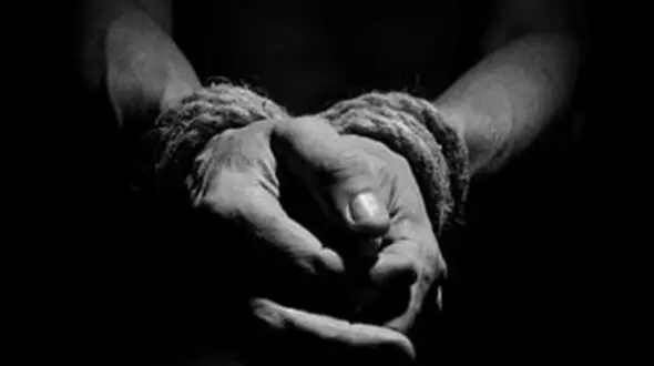 آزادی پسر کرمانی از چنگال  2 آدم ربای حرفه ای