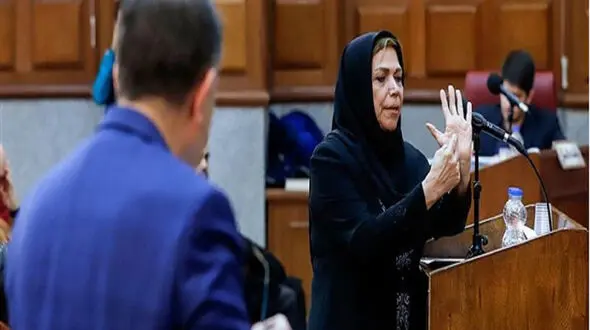 خصوصی های زندگی اولین تیمساز زن ایران  کارشناس صحنه شلیک در قتل میترا استاد زن دوم محمد علی نجفی / من بعد اسلحه شناسی نقاشی را دوست دارم 