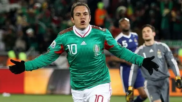 پای اسطوره فوتبال در یک پرونده قتل!+عکس