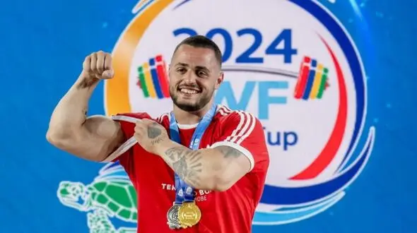 شکستن رکورد تاریخی سهراب مرادی توسط پدیده جدید وزنه‌برداری + فیلم