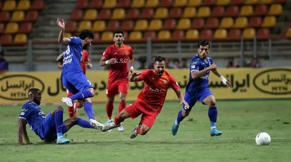 خلاصه بازی دیدار دو تیم فولاد خوزستان و استقلال+فیلم