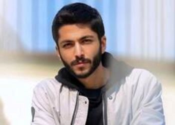 نگاهی به تیپ و استایل بازیگران در پانزدهمین جشن بزرگ منتقدان و نویسندگان سینمایی ایران/ کیسان دیباج رفیق شفیق دارا حیایی و درخشش سارا حاتمی