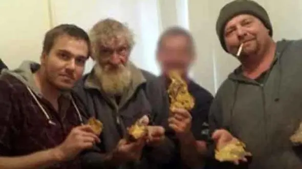 دزدان طلای سرقتی را در فیس‌بوک، به حراج گذاشتند+ عکس 