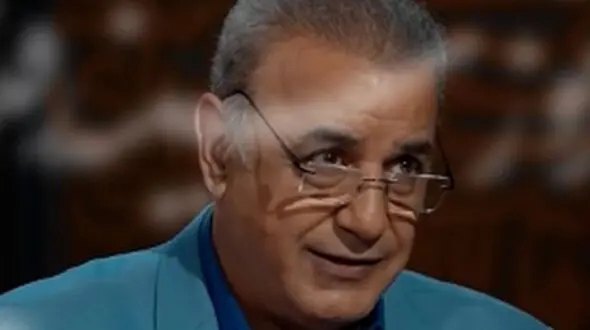 فیلم/ عاشقانه‌ای شورانگیز از رشید کاکاوند؛ مهر تو زسینه رفتنی نیست... /  زیباترین شعری که تا حالا از کاکاوند شنیدید همینه