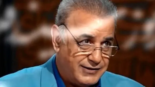 فیلم/ عاشقانه‌ای شورانگیز از رشید کاکاوند؛ مهر تو زسینه رفتنی نیست... /  زیباترین شعری که تا حالا از کاکاوند شنیدید همینه