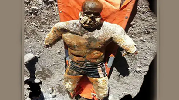 پایان درد جدایی پس از 9سال با پیدا شدن جسد از دریاچه گهر+عکس