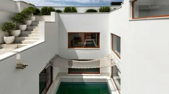 رویایی ترین خانه البرز که با معماری خاص و متفاوتش توانسته برنده جایزه برتر معماری شود/ خیره کننده و پر از آرامش،انگار که وسط یه جزیره ای 