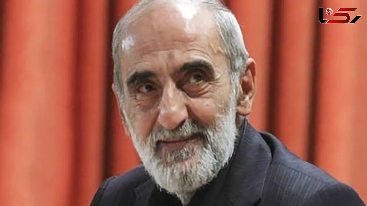 شریعتمداری: حکم موسوی و کروبی اعدام است نه حصر