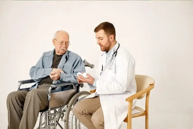 چرا پرستاری در منزل به یک ضرورت اجتماعی تبدیل شده است؟ بررسی علل رشد چشمگیر خدمات پرستاری در منزل - تصویر 2