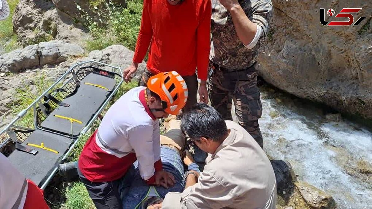 نجات معجزه‌آسای کوهنورد در درکه