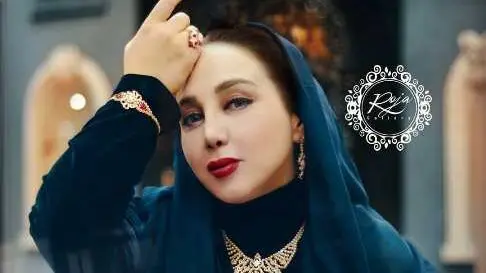 بهنوش بختیاری در روز افتتاحیه جواهرفروشی‌اش / برای هر نوع بودجه‌ای در مغازه طلا دارم