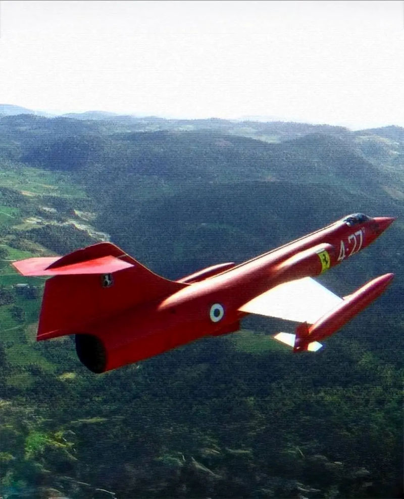 هواپیمای F-104G استارفایتر که توسط نیروی هوایی ایتالیا به فراری اهدا شد