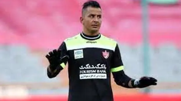 پیشنهاد قابل توجه مس رفسنجان به دروازه‌بان جنجالی پرسپولیس 