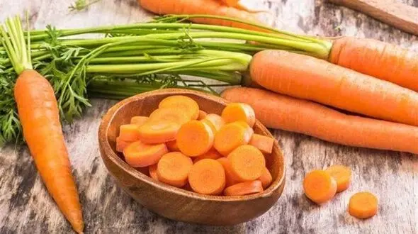 طرز تهیه طلای مایع برای رفع موخوره / فیلم
