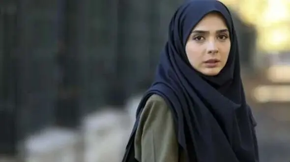 وقتی المیرا دهقانی برای همسرش شاعر می‌شود! / عاشقانه‌ی یاسمنِ «لحظه گرگ‌ومیش» چشمات مثه مثلث