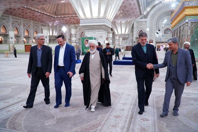 دیدار دبیر شورای عالی مناطق آزاد با آیت الله سید حسن خمینی