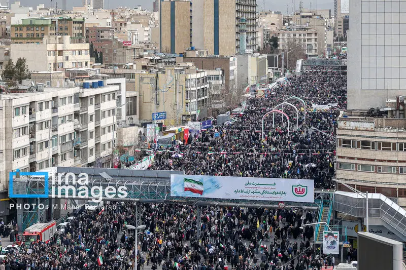 حضور مردم ایران در راهپیماتیی 22 بهمن 1404