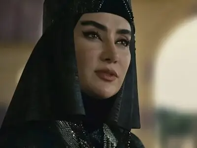 سفر در زمان/ عکس هیام، دختر مرجان سریال رویای نیمه شب در هلند؛ سال 1400
