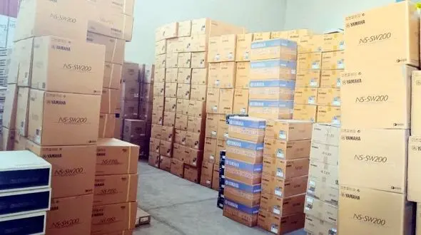 کشف 2 میلیارد تومان البسه قاچاق در بازار تهران 