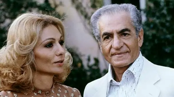 ظرف غذای شاه و فرح روکش آب طلا داشت! / نگاهی به سالن غذاخوری پر از طلا و نقره شاه در کاخ ! + عکس