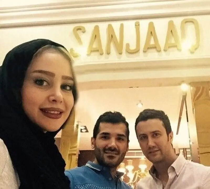 شاهرخ استخری