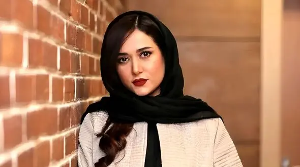 عکس ها / رونمایی پریناز ایزدیاراز ازدواجش / حلقه عروسی اش را نمایش داد