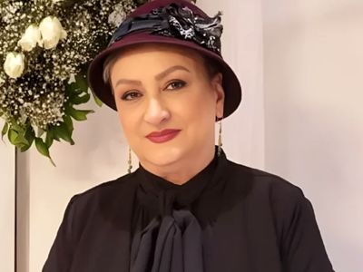 عکس سفر به ایام  / «مریم امیرجلالی» در دیدار با «هاشمی رفسنجانی» / سال 1394