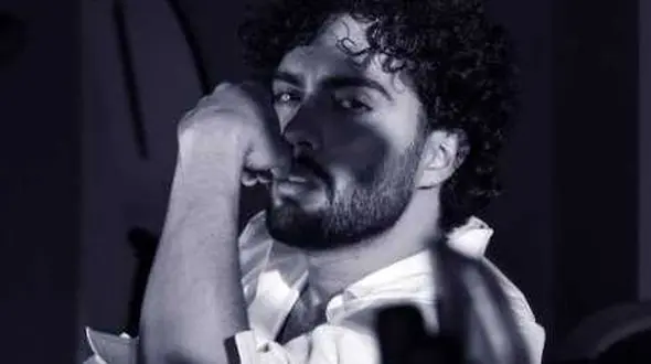 دانلود آهنگ باشکوه حامیم /بذار برم بشم یکی مثل خودت بد با همه