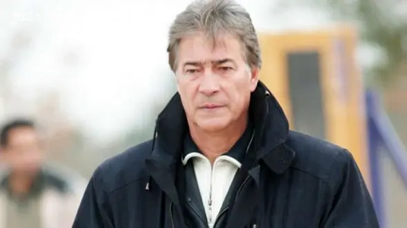 فیلم/ ناصر حجازی: برای آدمی مثل من که 62 سال اهل فوتبال و.../، عذاب آور است که به سختی از 4 تا پله بالا بروم اما...