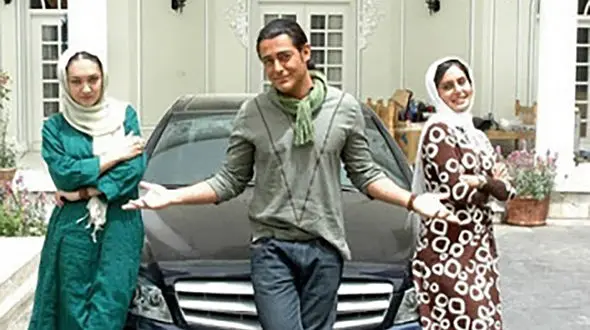 فیلم /  رضا گلزار عاشق خانم دندانپزشک شد ! / دردسر 2 خواهر برای آقای بازیگر !