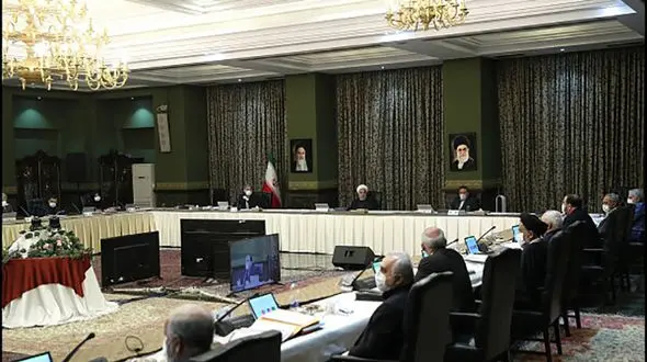 چرا قرنطینه کردن شهرها مشکلات بیشتری می آفریند؟ / روحانی پاسخ داد + فیلم