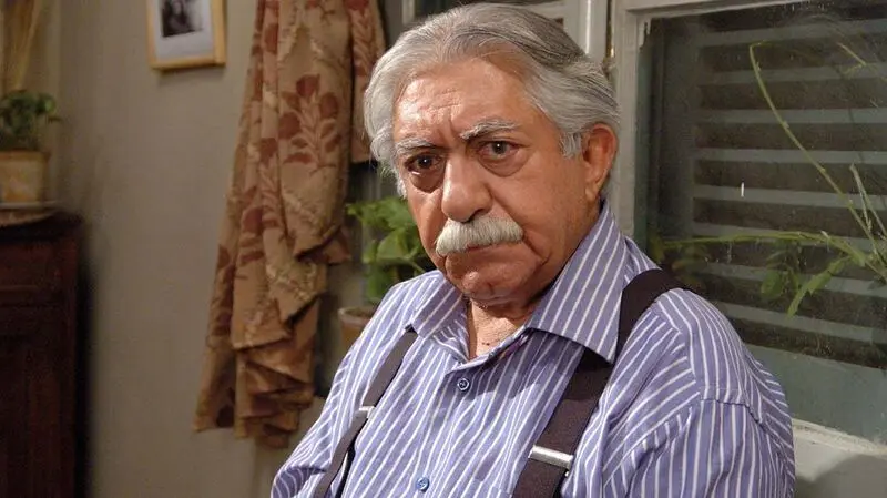 عزت الله انتظامی 