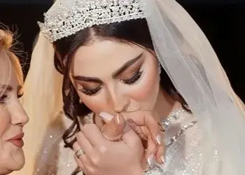 فیلم / مریم مومن  دوتا لباس عروس داشت .../  صفرتاصد  آماده سازی لباس عروس دوم مریم مومن .../  تفاوت زیاد با لباس عروس اولش برای برای افتر پارتی  ......