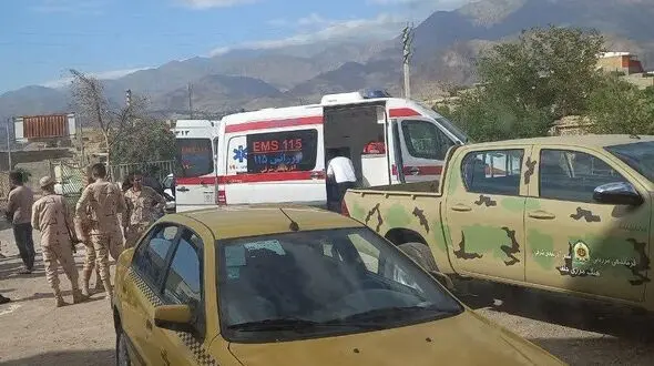 اورژانس سیه رود و مرزبانان  ناجی فرد غرق شده در رود ارس