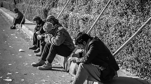 همه کالاهای اساسی برای کارگران لوکس شده است/خروجی هزینه های درمان خانوار کارگری را باید در آرامستان ها مشاهده کرد!